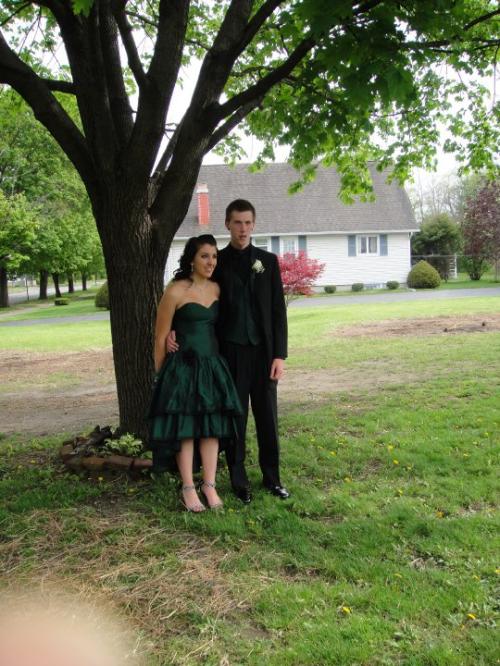 <img500*666:stuff/Senior_Prom_%3a%2a.jpg>