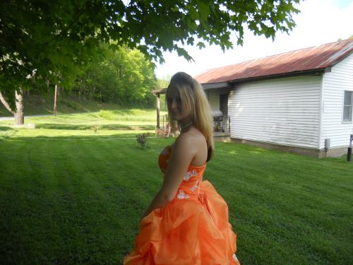 <img500*375:stuff/prom_2011.jpg>