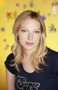 <img0*300:stuff/z/281/Laura%2520Prepon/800_8_700.jpg>